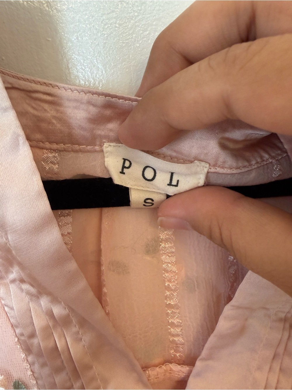 POL Pink Embroidered Sleeveless V-Neck Women's Top - Picture 3 of 6